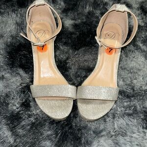 Shimmer silver heels